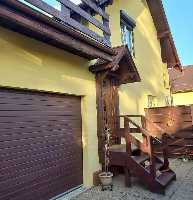 Casa Merilor I&II-1